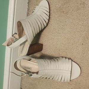 Tahari Makailyn Sandals